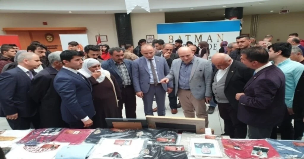 Batmanda 205 Şehidin Emanetleri Sergilendi