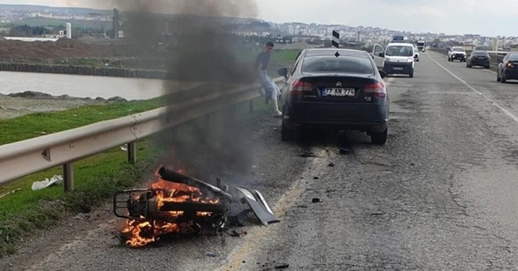 Batmanda Motosiklet İle Otomobil Çarpıştı: 1 Ölü, 1 Yaralı