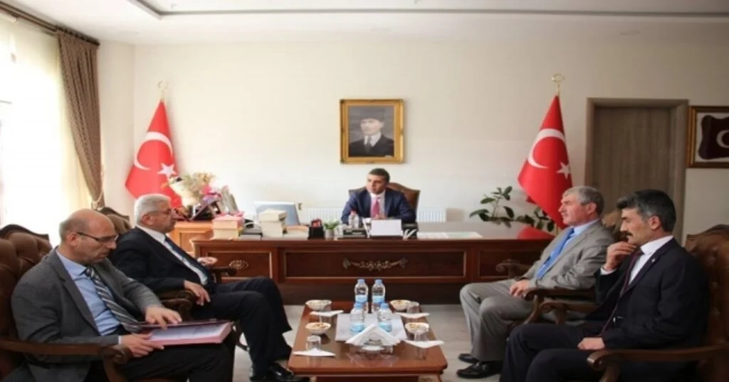 Belediye Başkanı Necmettin Taşçı, Kaymakam Şenol Turanı Ziyaret Etti