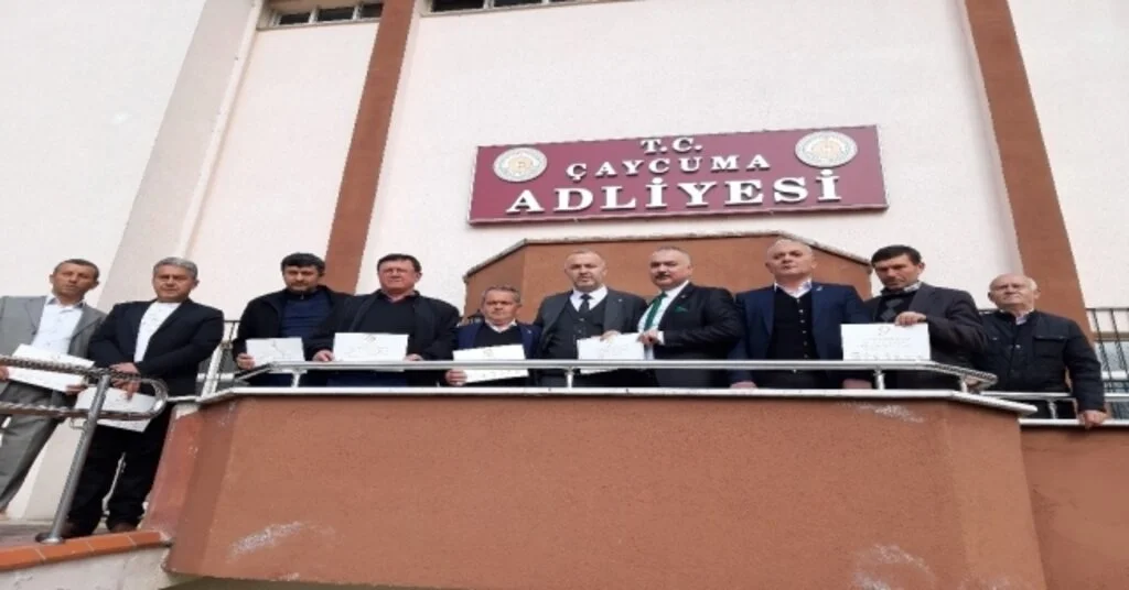 Belediye Başkanları Mazbatalarını Aldı
