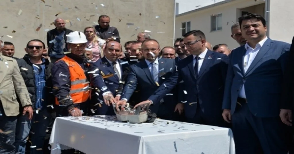 Bigada Fatih İlkokulunun  Temeli Törenle Atıldı
