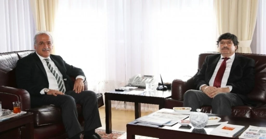 Bitlis Eren Üniversitesi Rektöründen, Prof. Dr. Çomaklıya Ziyaret