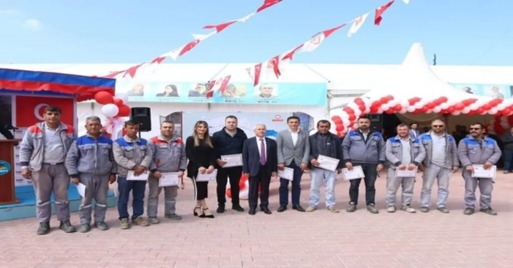 Bucakta 250 Bin Kitap Okuyucuyla Buluştu