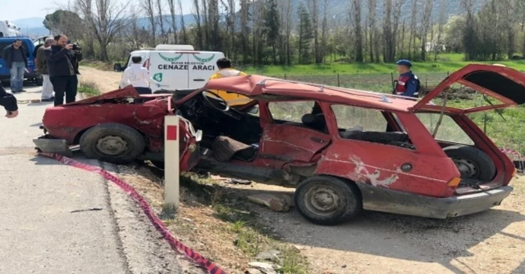 Burdurdaki Trafik Kazasında Ölü Sayısı 2Ye Yükseldi
