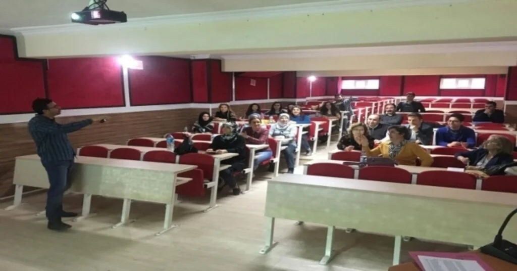Burhaniye Halk Eğitim Merkezinde Oryantasyon Kursu Açıldı