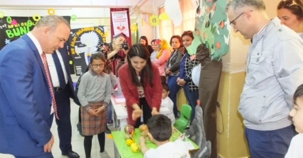 Burhaniyede Anaokulunda Bilim Fuarı Coşkusu