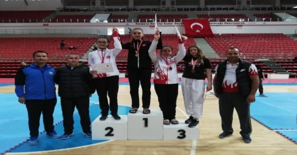 Çaycumaya Türkiye İkinciliğini Getirdi