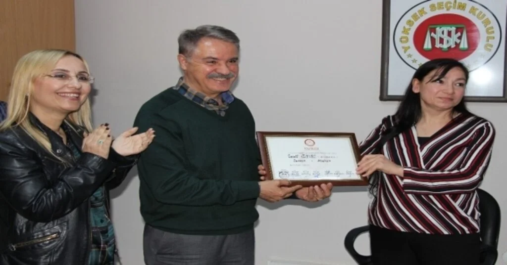 Cemil Deveci Mazbatasını Aldı