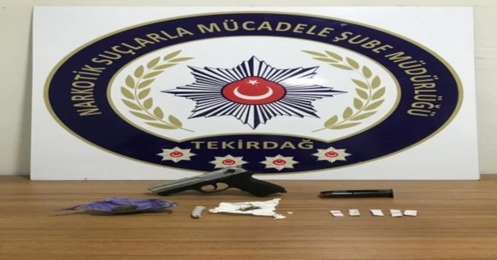 Çorluda Uyuşturucu Satıcılarına Operasyon: 6 Gözaltı