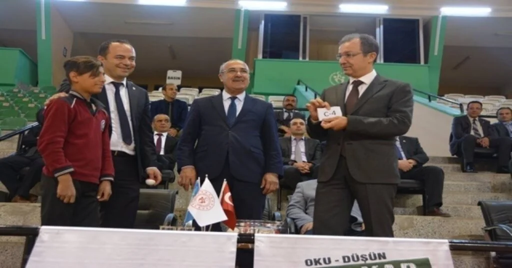 Denizlide 160 Gence Spor Malzemesi Dağıtıldı