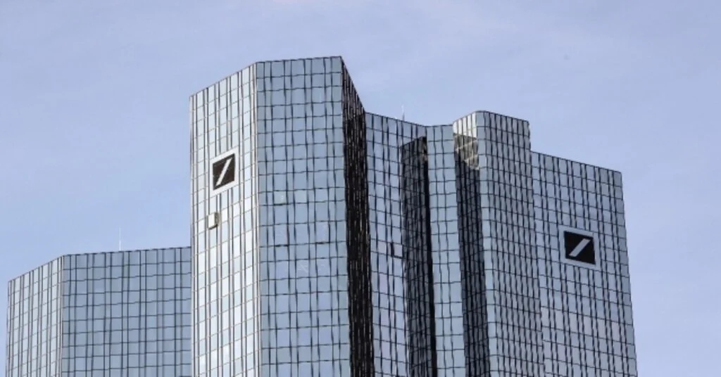 Deutsche Bank Çalışanları Commerzbank İle Birleşmeye Hayır Diyor