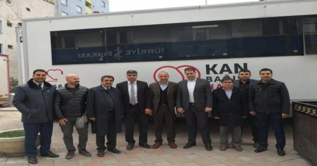 Eğitim Camiasından Anlamlı Kan Bağışı