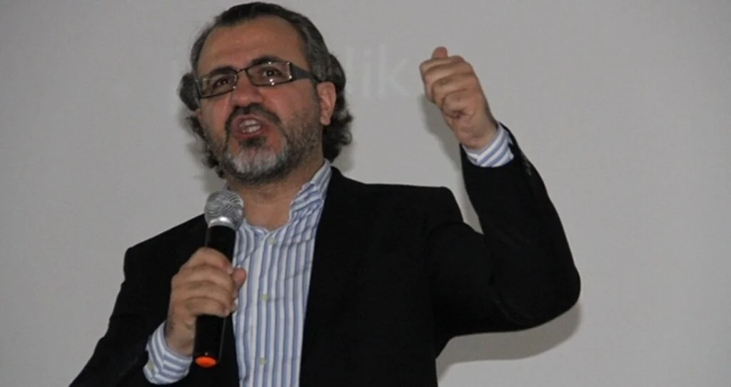 Eğitimci yazar Sıtkı Aslanhan: "Anne ve Babalar Bilinçli Olmalı!"