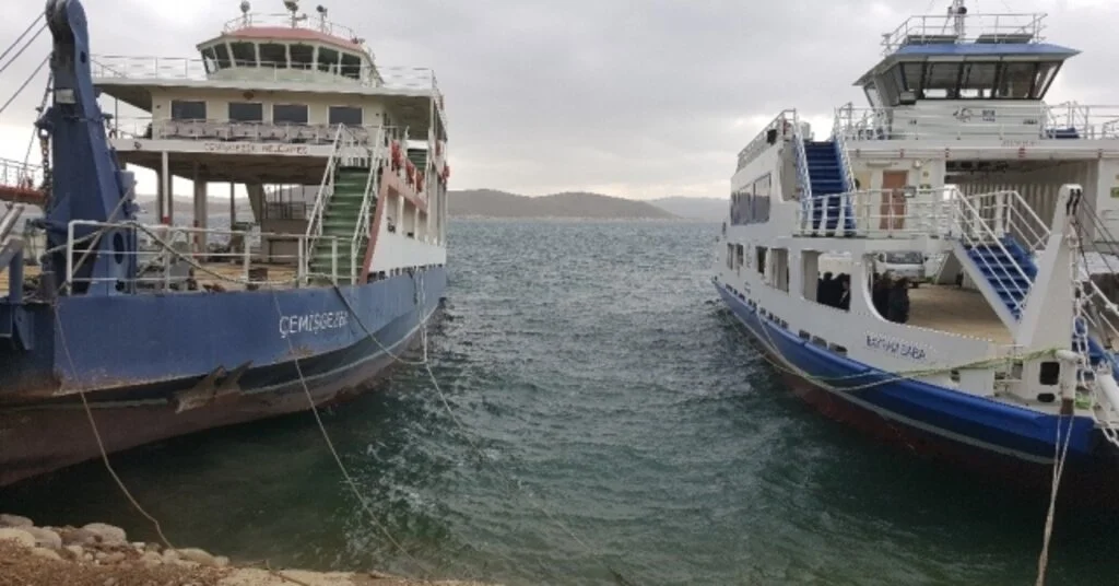Elazığ-Çemişgezek Arası Feribot Seferi Arttırıldı