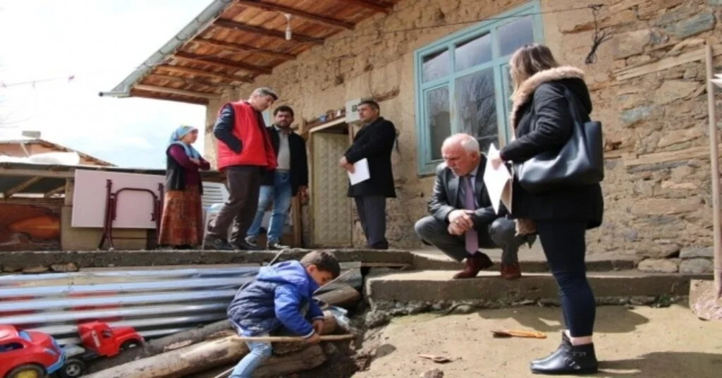 Elazığda Depremzedelere Psikososyal Destek