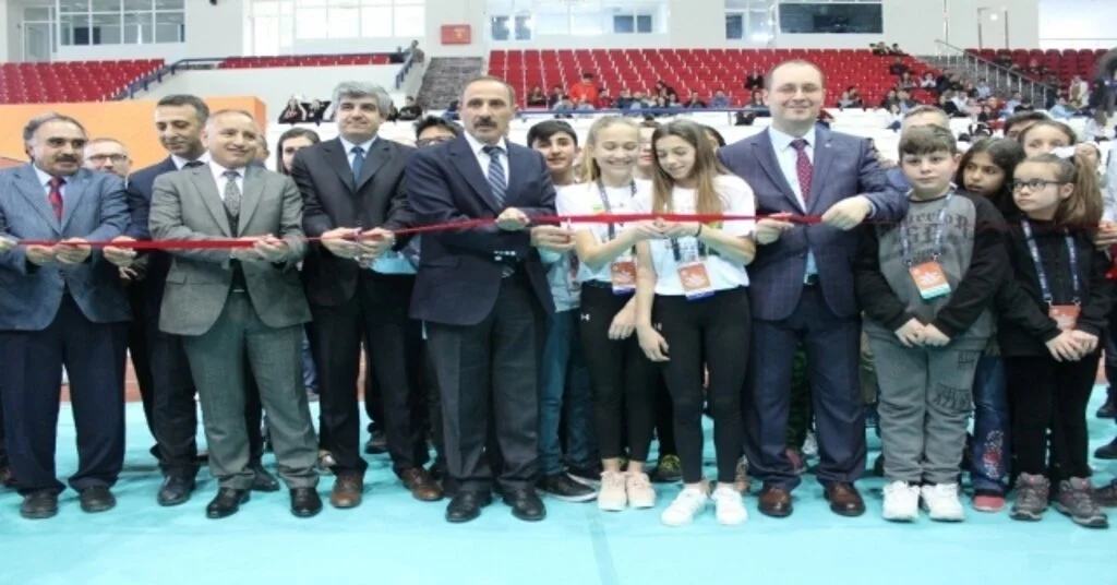 Elazığda Tübitak  Ortaokul Araştırma Projeleri Final Yarışması Başladı
