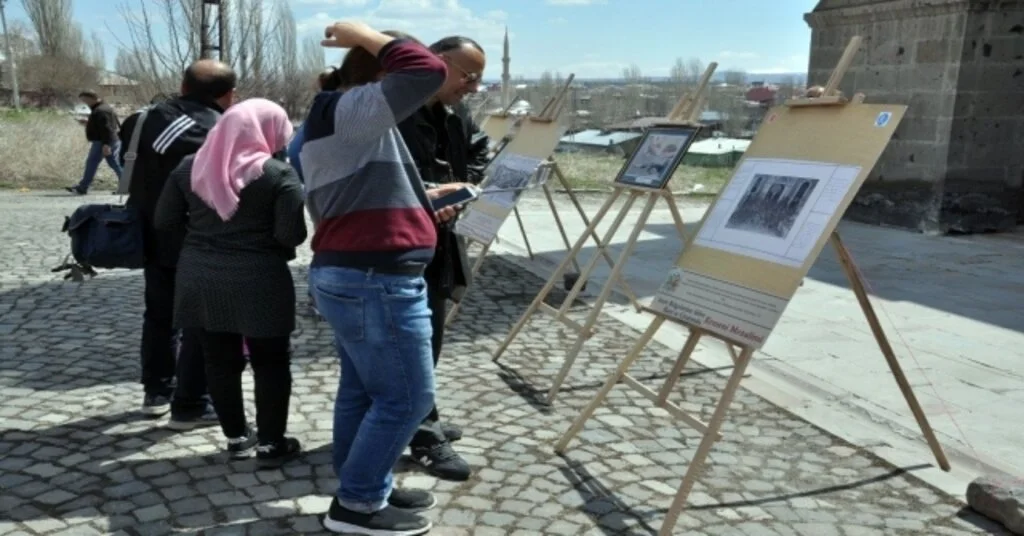 Ermeni Katliamlarının Belgeleri Kars Ulu Camide Sergileniyor