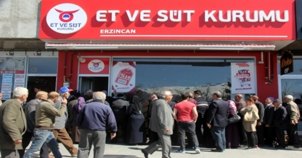 Erzincanda Ucuz Et Kuyruğu