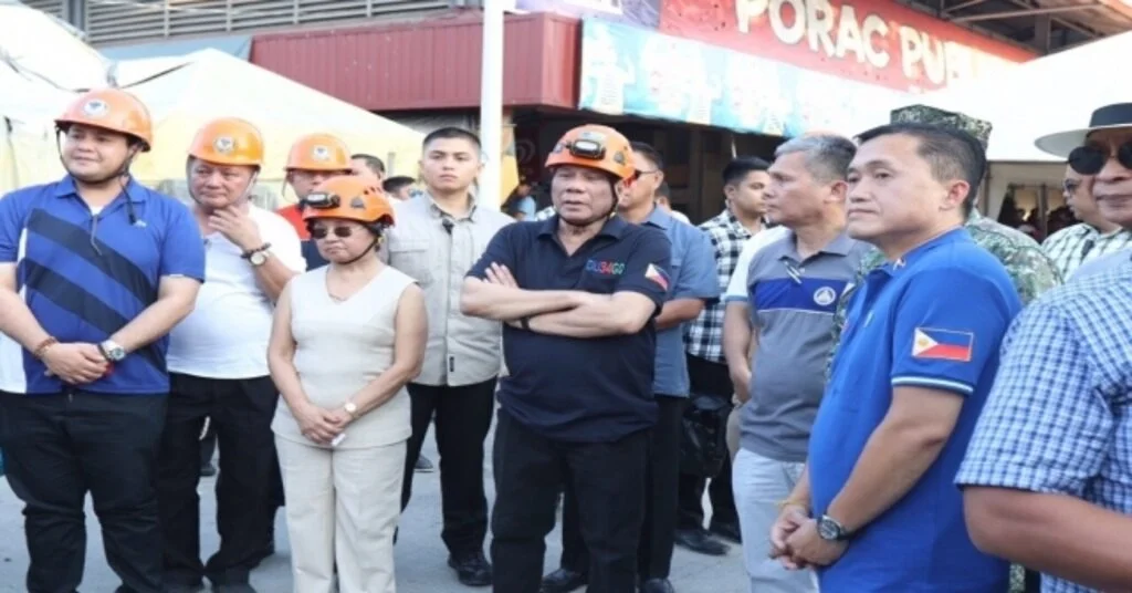 Filipinler Devlet Başkanı Duterteden Deprem Bölgesine Ziyaret