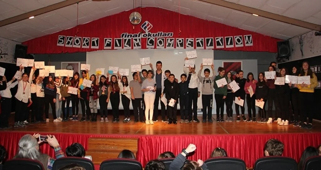 Final'de İngilizce kısa film yarışması