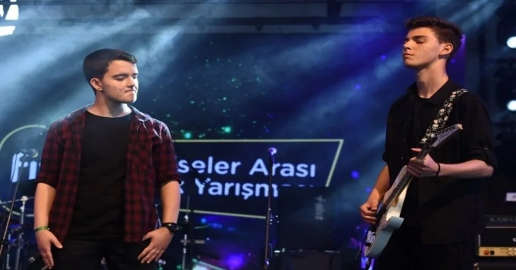 Fizy 22. Liselerarası Müzik Yarışmasında Bileciki Temsil Ettiler