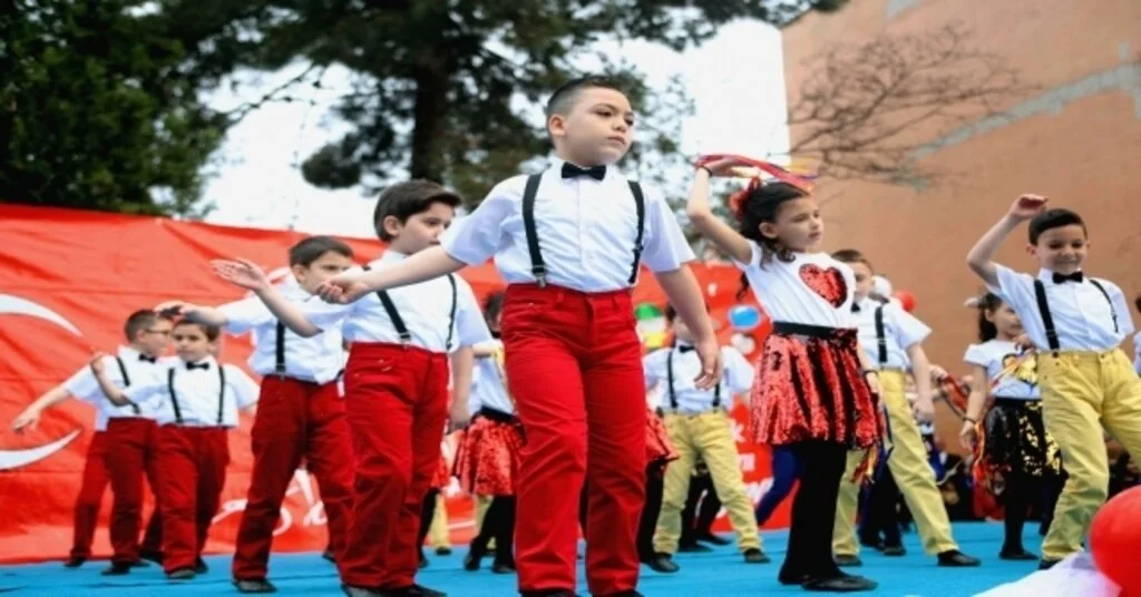 Giresunda 23 Nisan Ulusal Egemenlik Ve Çocuk Bayramı Kutlamaları