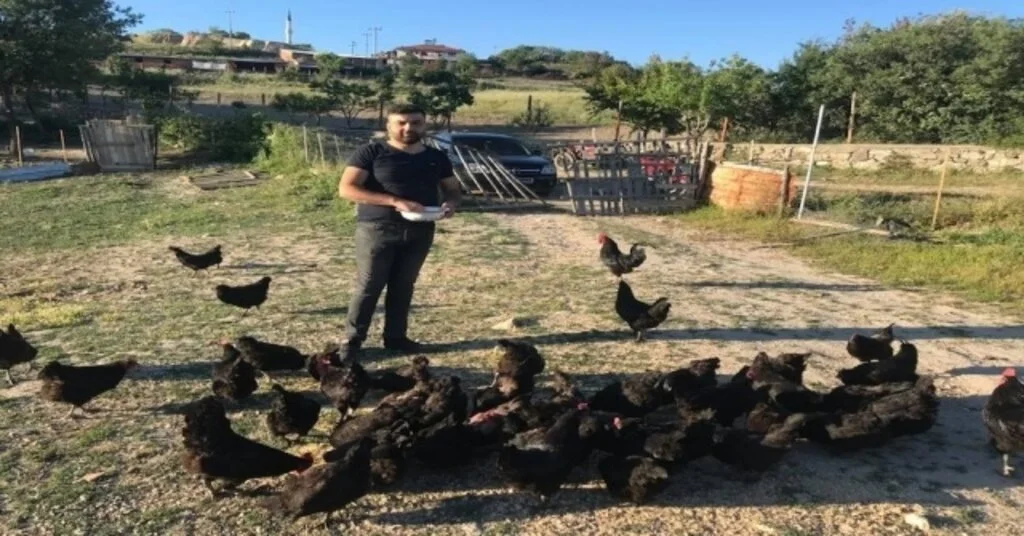 Gördeste Genç Esnaf 25 Yaşında Muhtar Seçildi