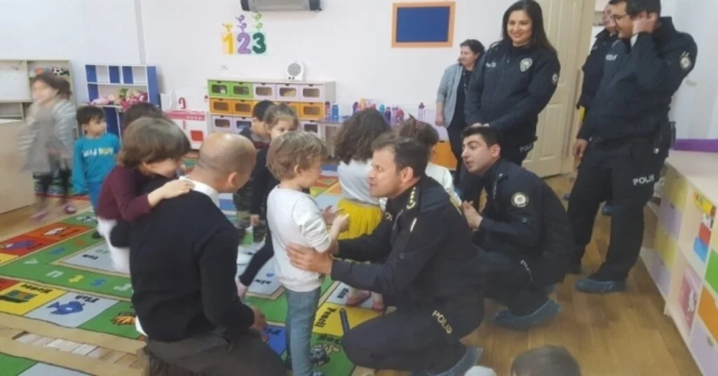 Görme Engelli Çocuklara ‘Çikolata Etkinliği
