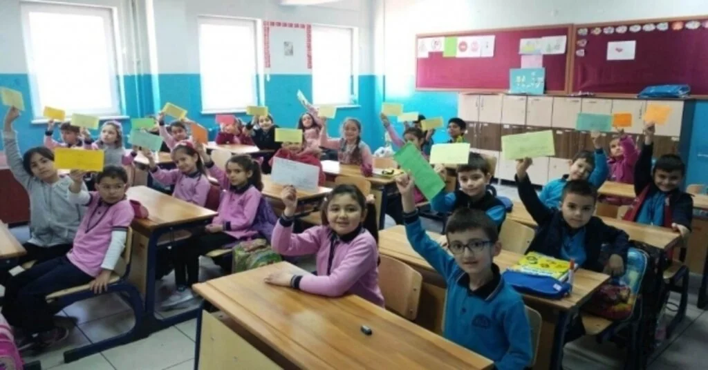 Görünmez Dosta Mektup Projesi İle Sakaryalı Miniklere Ulaştılar