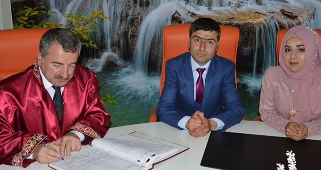Havza Belediye Başkanı Sebahattin Özdemir İlk Nikâhını Kıydı.