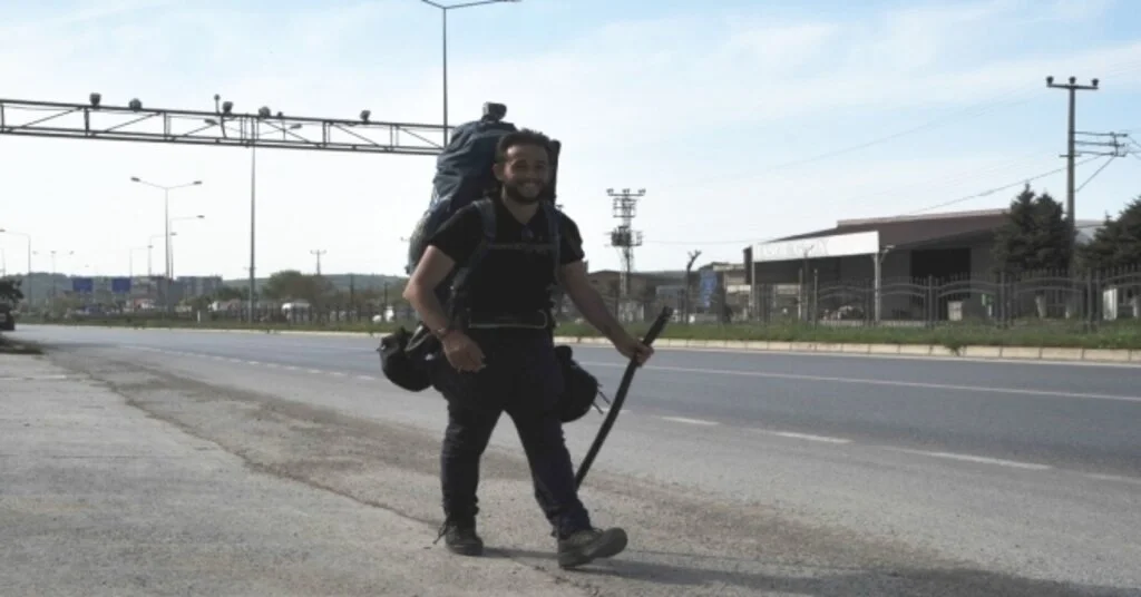 İtalyan Antropolog Yürüyerek Çine Gidiyor