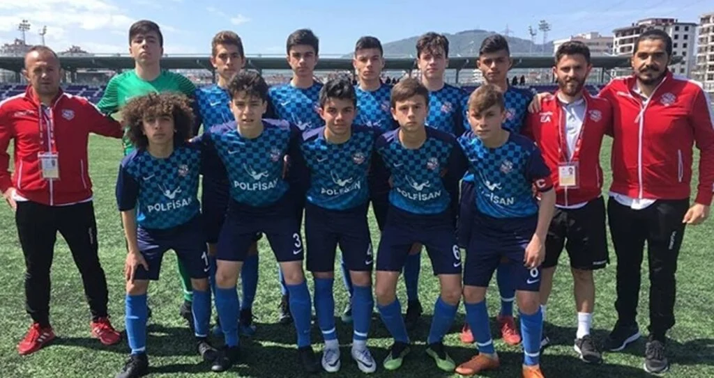 Kadıköy U15 Finale Yükseldi