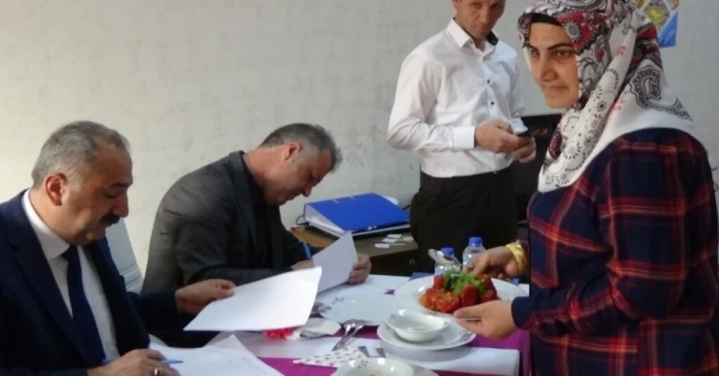 Kadınlar Hünerlerini Sergiledi