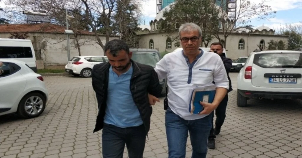 Kardeşlerin Altınlarını Ve 150 Bin Lirasını Alan Dolandırıcılar Tutuklandı