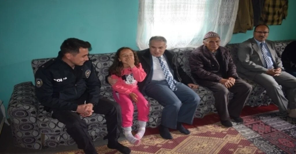 Kaymakam Durudan Şehit Ailelerine Ziyaret
