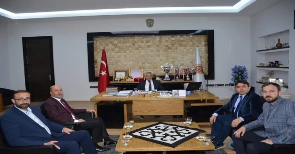 Kaymakam Kaya Ve Başkan Bozkurttan Başkan Zeybeke Hayırlı Olsun Ziyareti