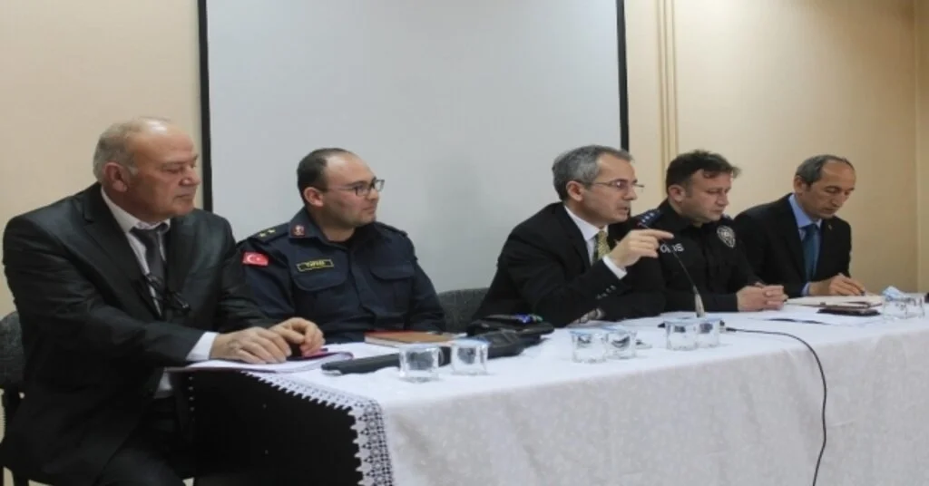Kaymakam Pişkin, Köylere Hizmet Götürme Birliği Ve Stkların Üye Seçimlerine Katıldı