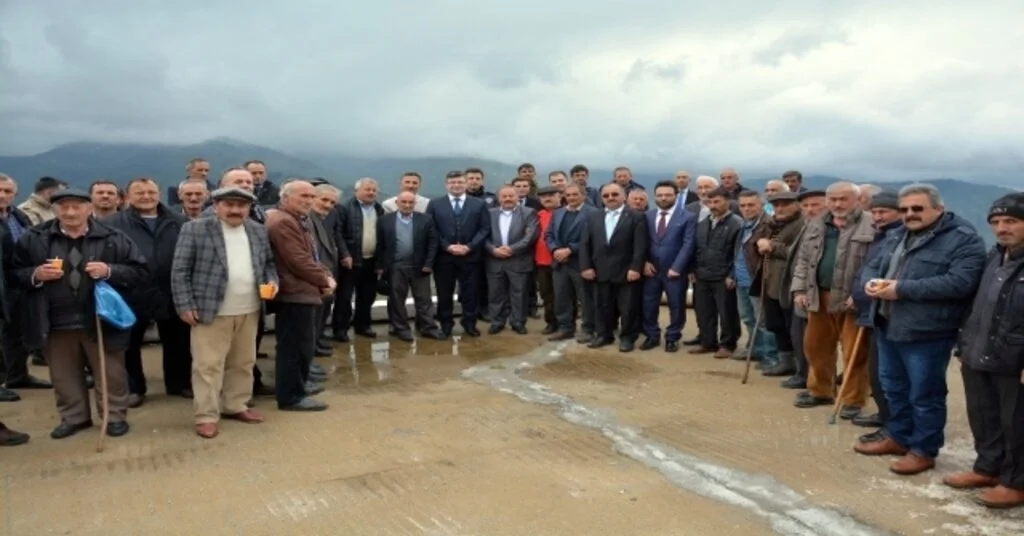Kaymakam Ve Başkan Vatandaşların Talep Ve Sorunlarını Dinledi