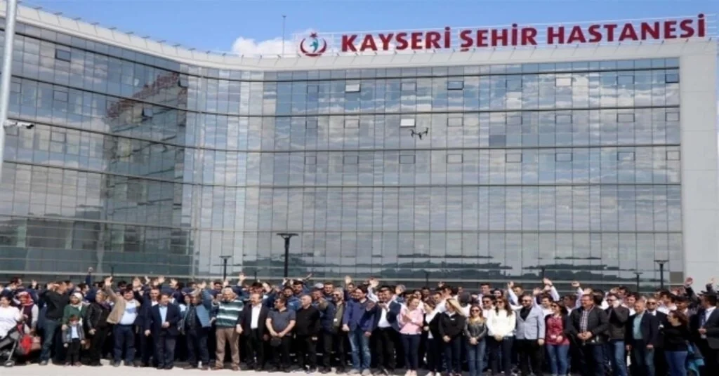 Kayseri Şehir Hastanesine 1 Günde 21 Bin Hasta Girişi Oldu