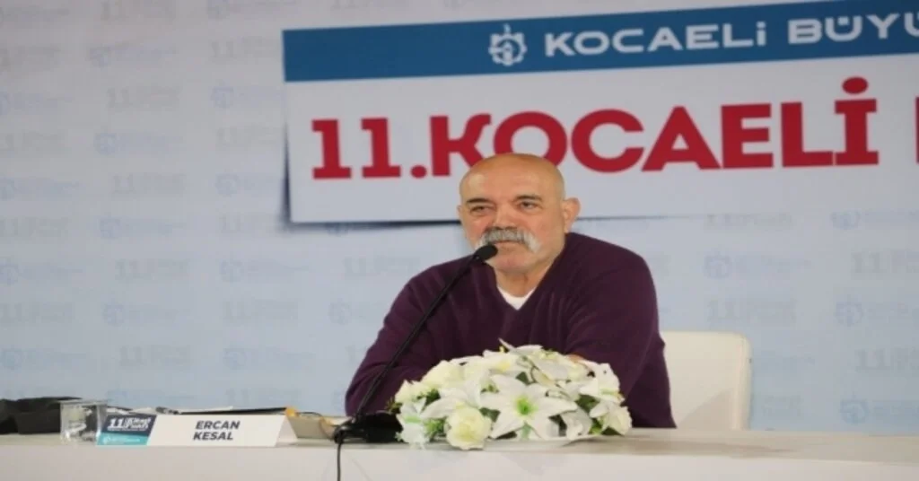 Kocaeli Kitap Fuarında Ercan Kesala Yoğun İlgi
