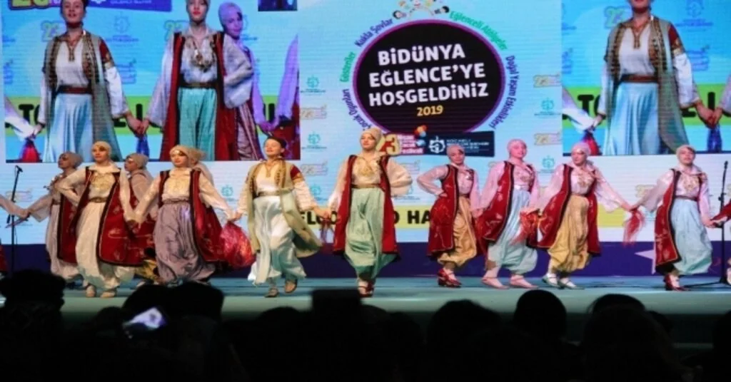 Kocaelide 23 Nisan Coşkusu Festivalle Yaşanıyor