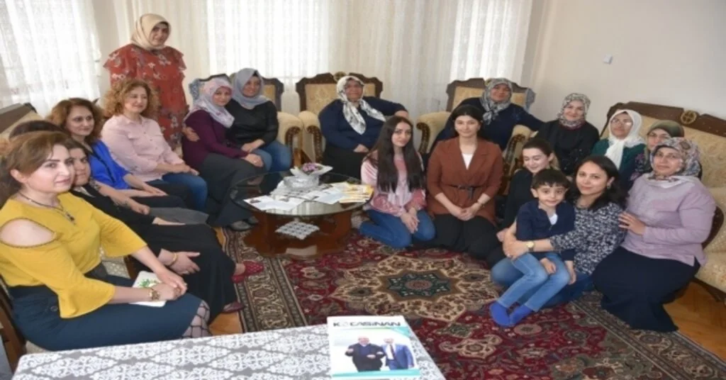Kocasinanda Bu Gün Sizdeyiz İle Mahallelerin İhtiyaçlarına Çözüm Üretiliyor