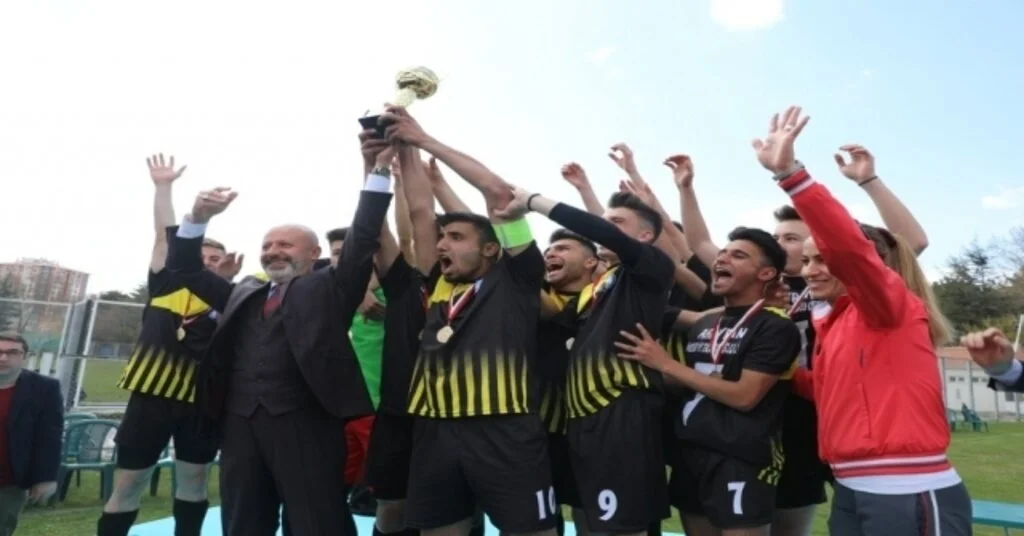Kocasinanda Liseler Arası Futbol Turnuvasında Birlik Ve Beraberlik Vurgusu