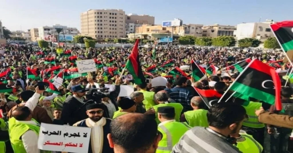 Libyalılar Hafterin Saldırısına Karşı Sokağa Çıktı