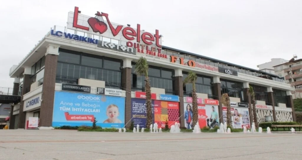 Lovelet'ten Kanser Farkındalığı 