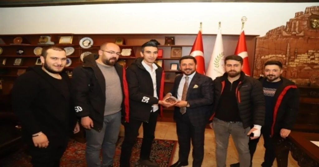 Meterisliler Taraftarlar Derneği, Arıyı Ziyaret Etti