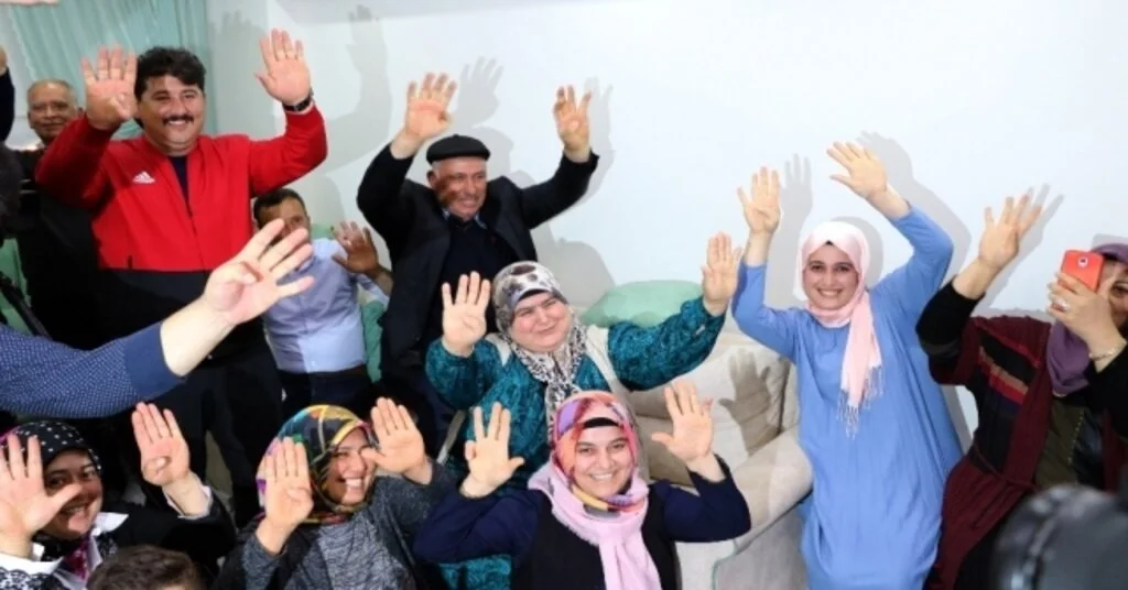 Milli Güreşçi Kayaalpin Ailesi Şampiyonluk Maçını Heyecanla İzledi