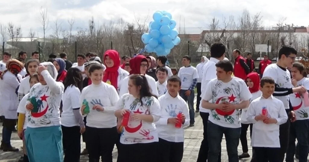 Muşta 2 Nisan Otizm Farkındalık Günü Etkinliği