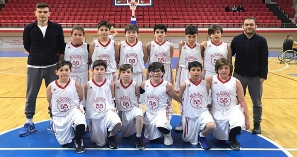Nefes Kesen Maç 55 Gençlik'in 55-53