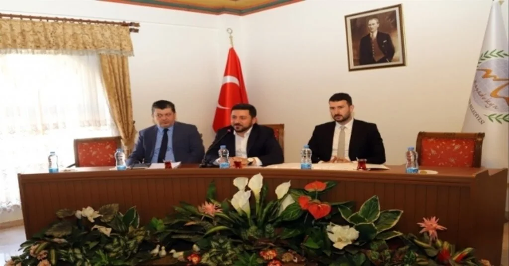 Nevşehir Belediye Meclisi, İlk Toplantısını Rasim Arı Başkanlığında Gerçekleştirdi